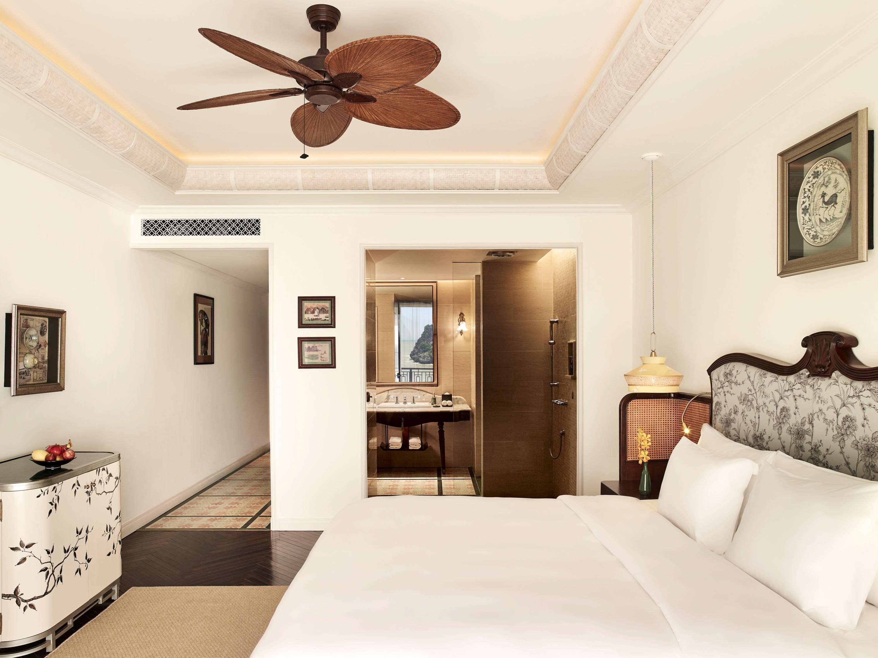 Hotel Perle D'Orient Cat Ba - Mgallery Chan Chau Екстериор снимка A room at the Taj Bengal