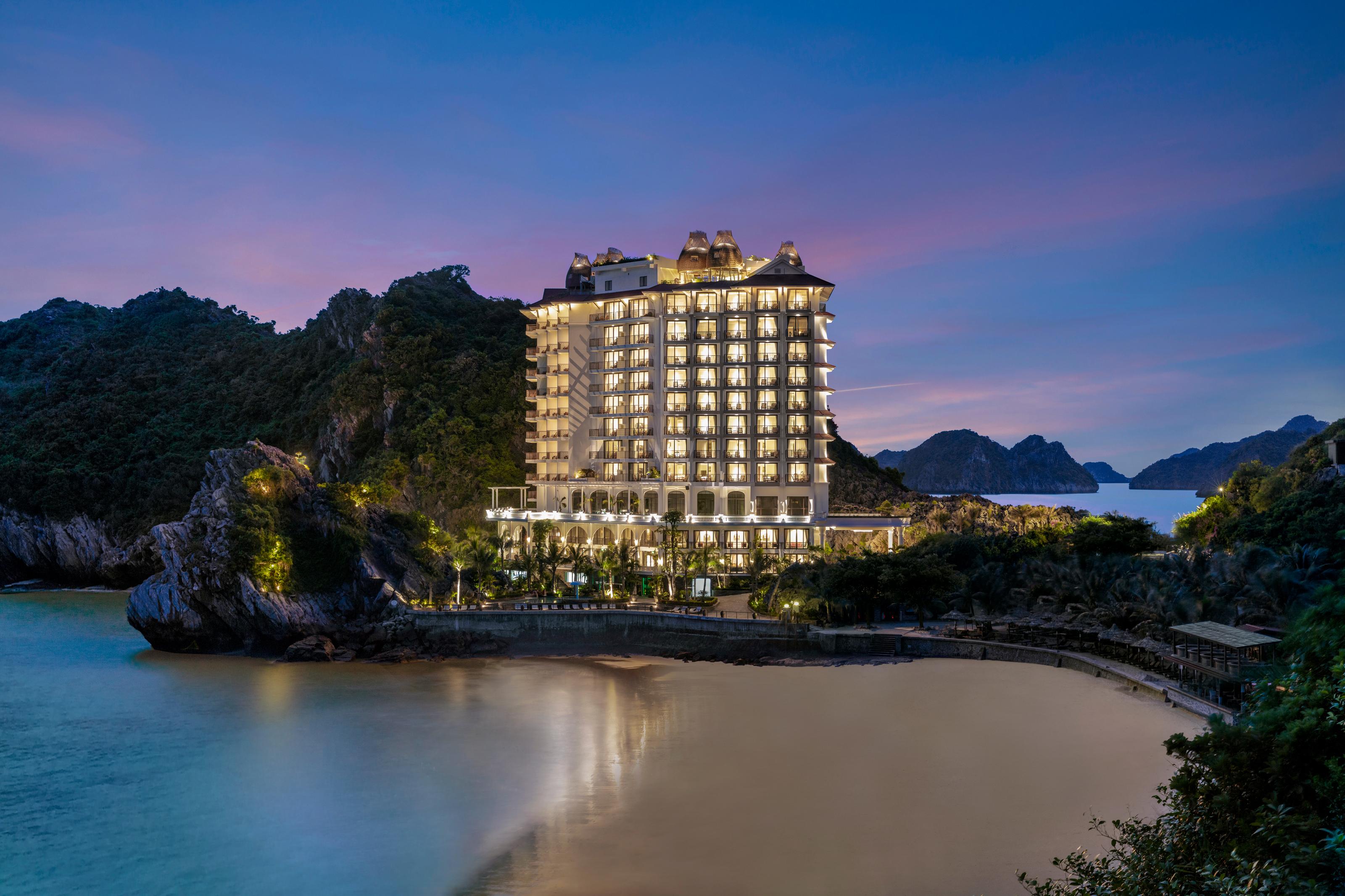 Hotel Perle D'Orient Cat Ba - Mgallery Chan Chau Екстериор снимка Vinpearl Hotel Nha Trang